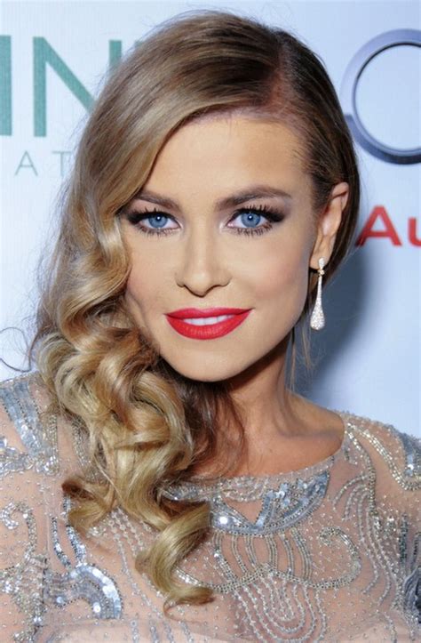 carmen electra hair